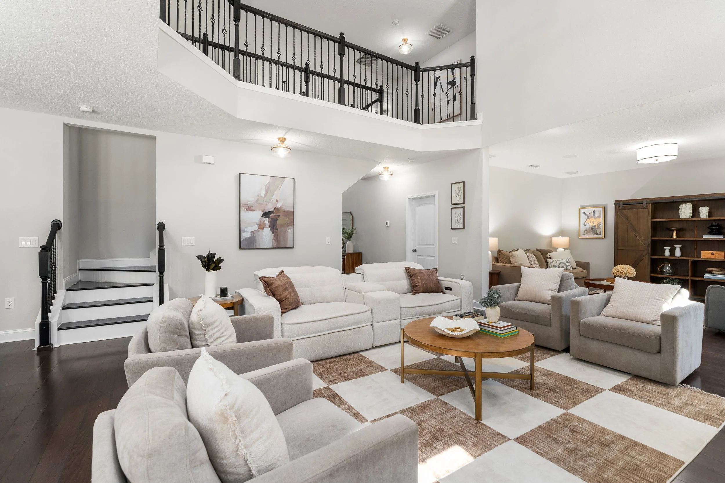 Lisa V Company - Home Staging & Interior Design